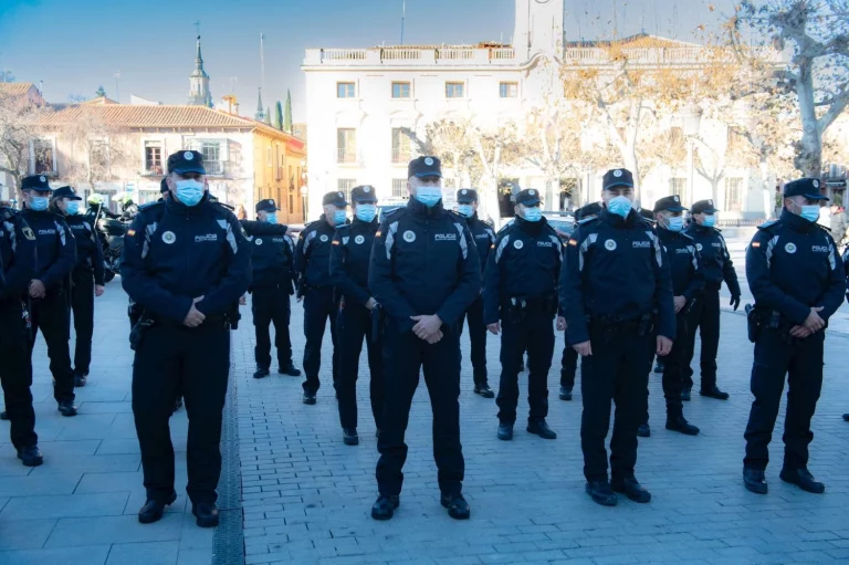 Alcalá de Henares da luz verde a incorporar militares en su policía local