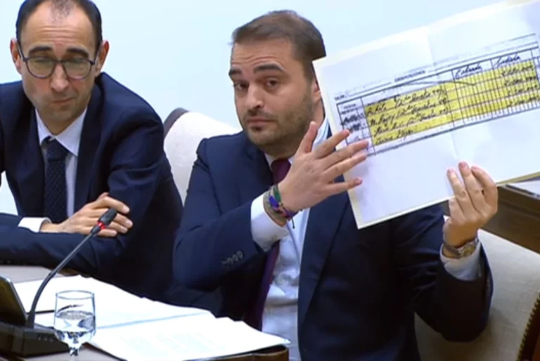 Arribas, el circense del PSOE contra Rajoy y premiado tras cenar con el ‘Tito Berni’