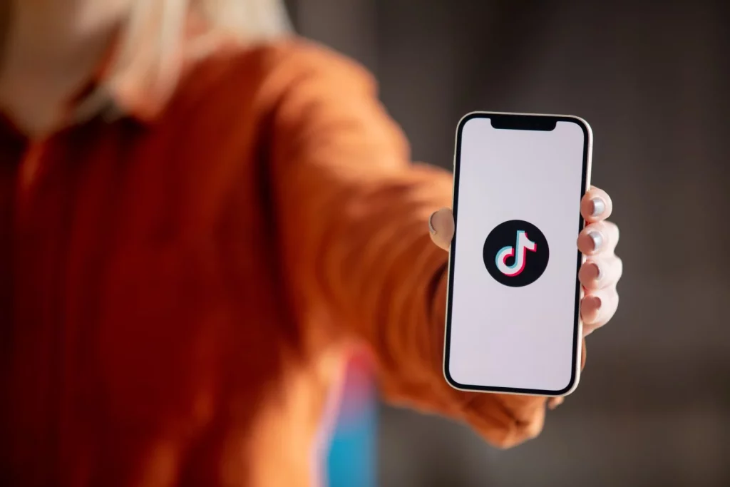 Sleepmaxxing, así es la nueva obsesión de TikTok para dormir como nunca 26 Moncloa LA INFLUENCIA DE TIKTOK EN LA TENDENCIA DEL SUEÑO
