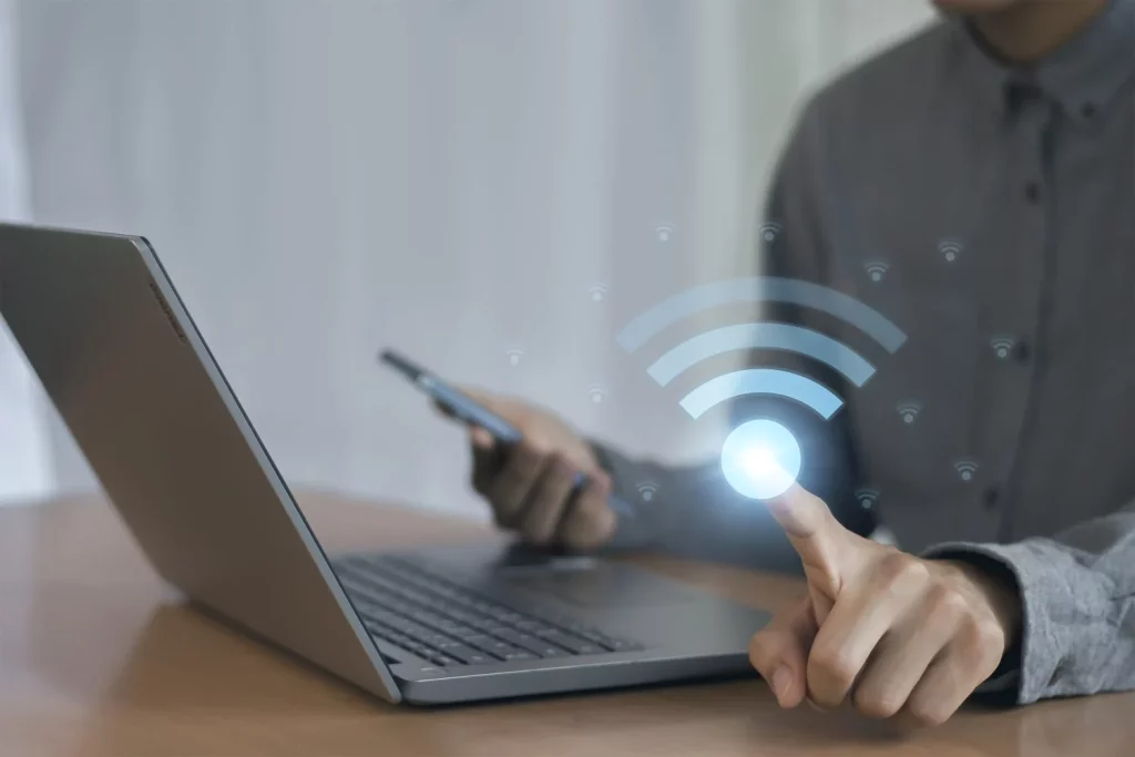¿Tu WiFi va lento? Puede que estos dos electrodomésticos tengan la culpa 18 Moncloa wifi freepik 4 Moncloa