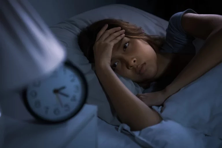 No es casualidad: la medicina china explica por qué te despiertas justo a las 3 am