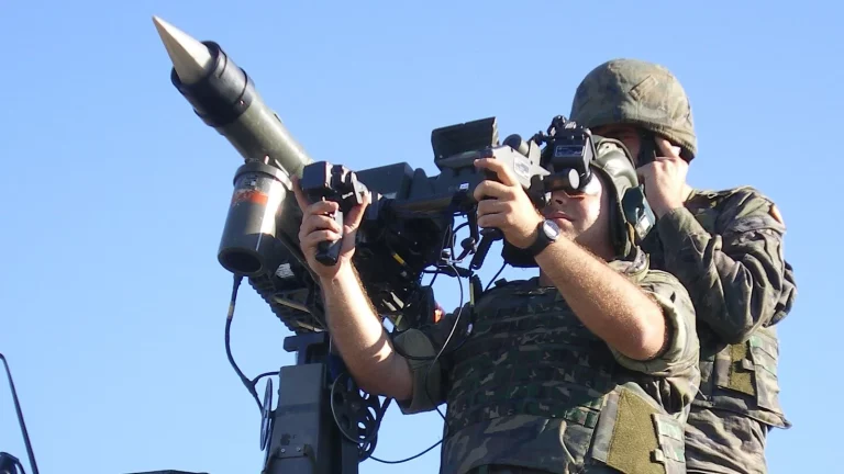Defensa convoca por fin el pleno para hablar de los sueldos de los militares