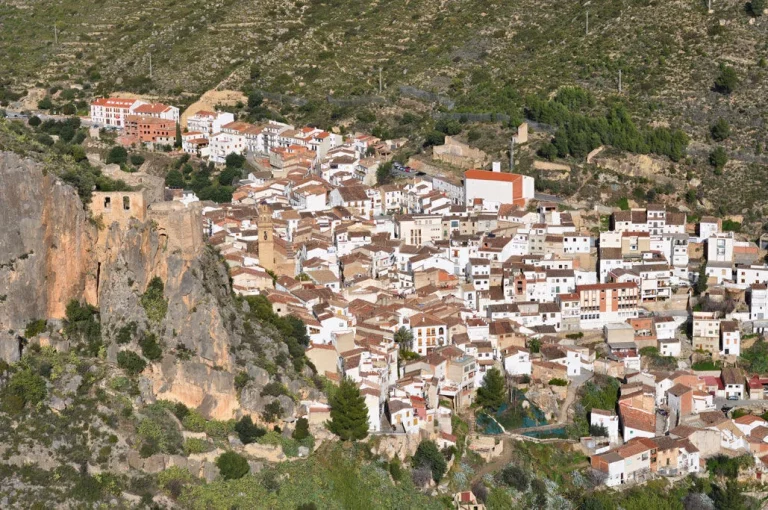 Puentes que se mueven y vistas que quitan el aliento: así es esta locura valenciana
