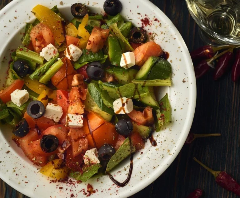 Receta de ensalada malagueña con toda la frescura de la Costa del Sol