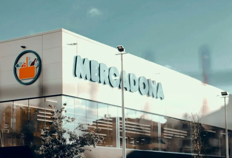 Mercadona ha sacado un maquillaje que ha hecho temblar a las grandes marcas