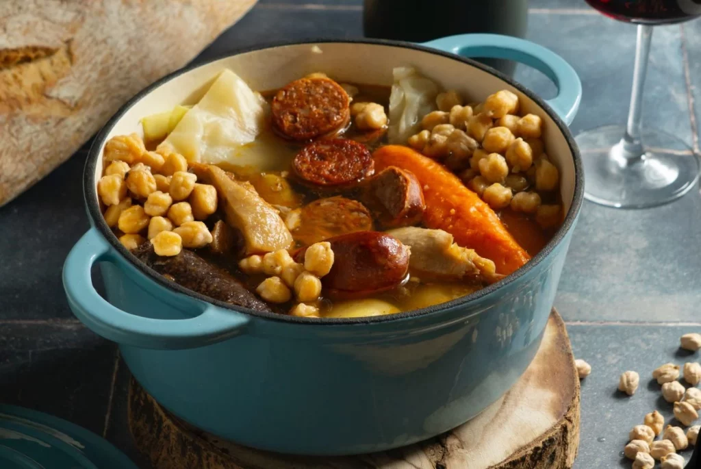 Fabada asturiana: un festín de sabor y tradición en cada plato 10 Moncloa Ingredientes para una auténtica fabada asturiana