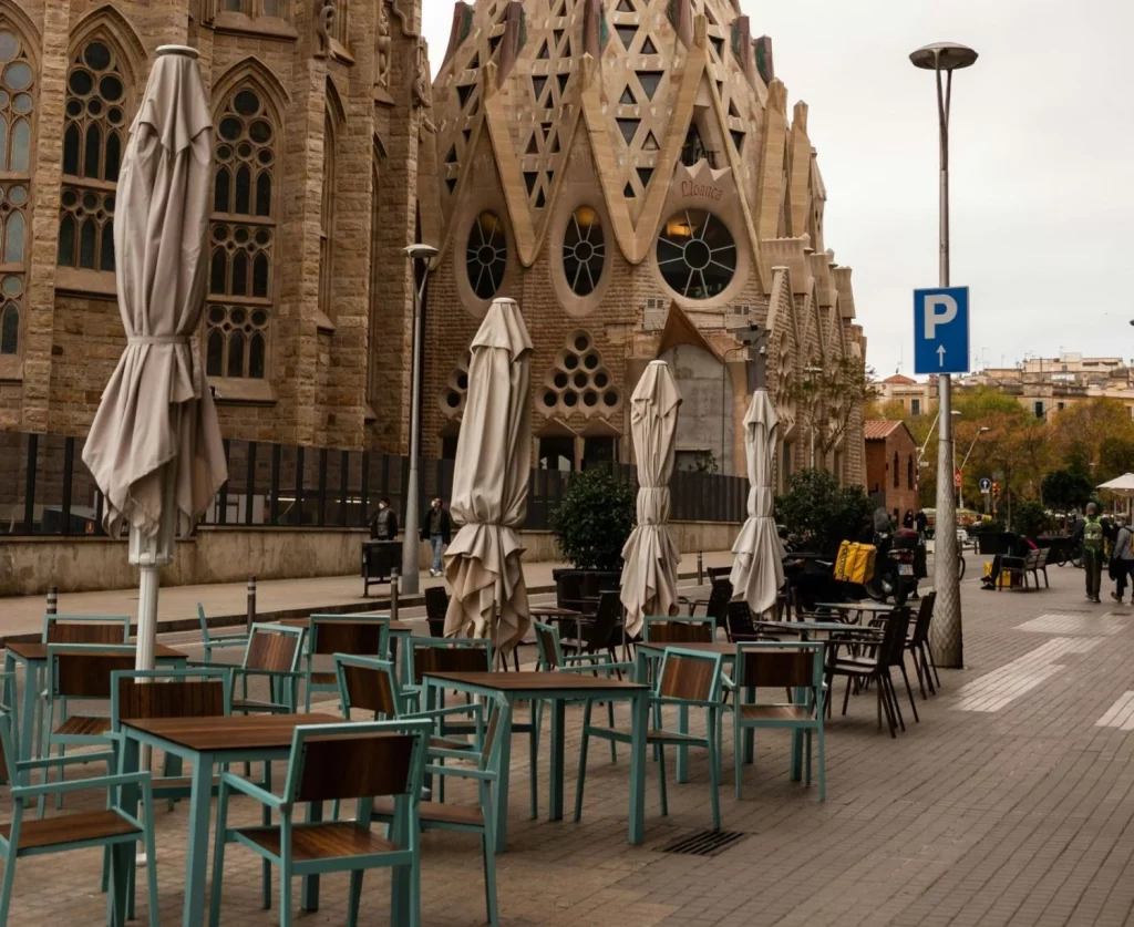 Comer tapas en el barrio de Sant Antoni como un local