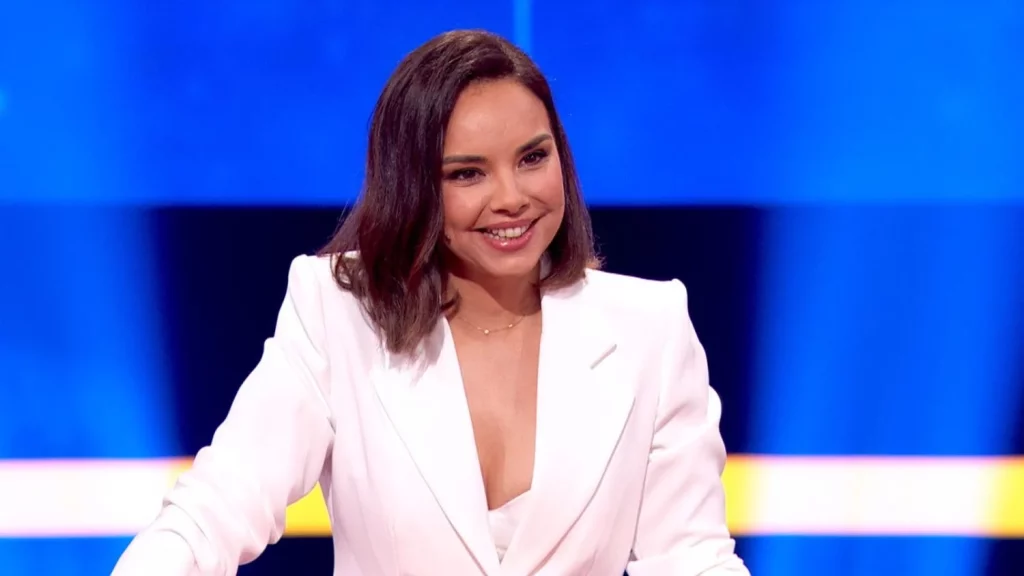Chenoa también aterriza en La1 de RTVE con este concurso 19 Moncloa Un tablero, cien concursantes y una batalla por conquistar ‘The Floor’