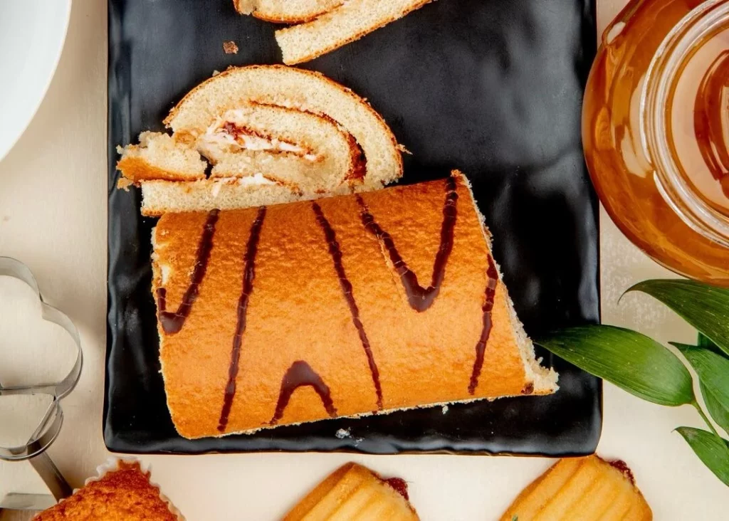 Descubre la auténtica receta del brazo de gitano 7 Moncloa Ingredientes para un auténtico brazo de gitano