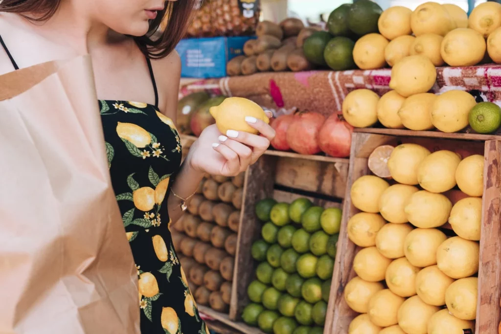 La OCU advierte, esta práctica al comprar fruta te hace pagar hasta un 20% más 20 Moncloa CONSEJOS PRÁCTICOS PARA UNA COMPRA INTELIGENTE (Y MÁS BARATA)