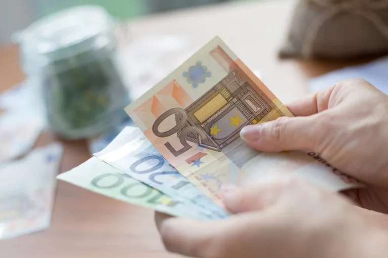 La Agencia Tributaria lo confirma: este error común en la Renta te puede costar 500 euros