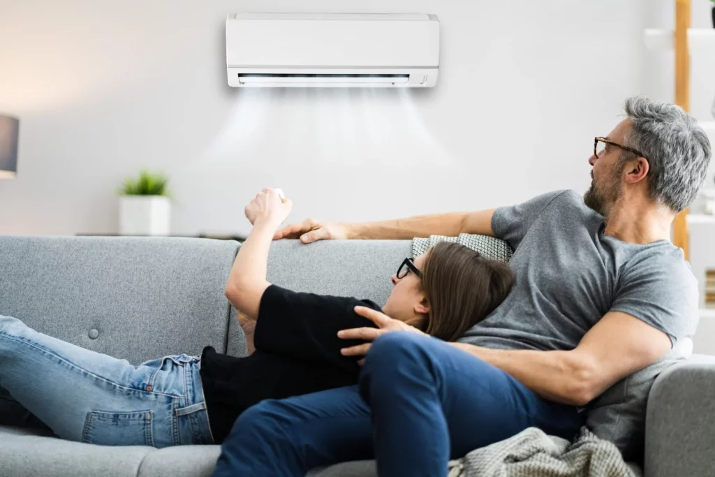 Si usas aire acondicionado, este consejo de la OCU puede salvar tu verano 6 Moncloa CALCULA TU POTENCIA IDEAL: NO MÁS NÚMEROS ROJOS POR CULPA DEL CALOR