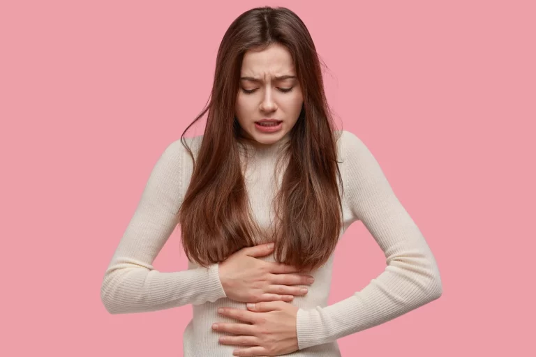 Lo tienes en casa y puede con el dolor menstrual mejor que el ibuprofeno