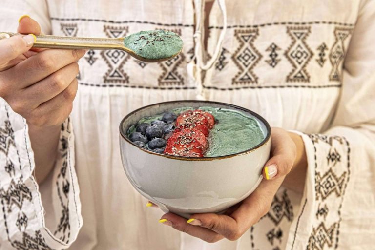 Blauver desmonta 5 mitos comunes sobre la espirulina fresca y aclara su seguridad nutricional