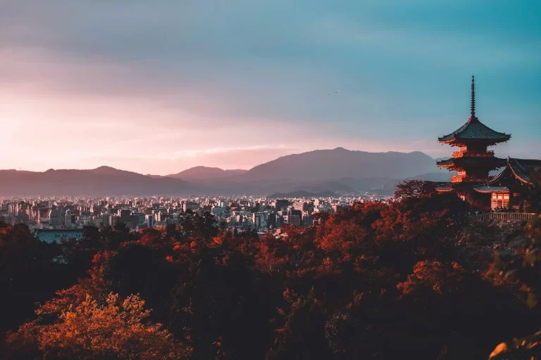 Los 10 imprescindibles que ver en Japón que no te puedes perder: de lo MENOS a lo MÁS típico