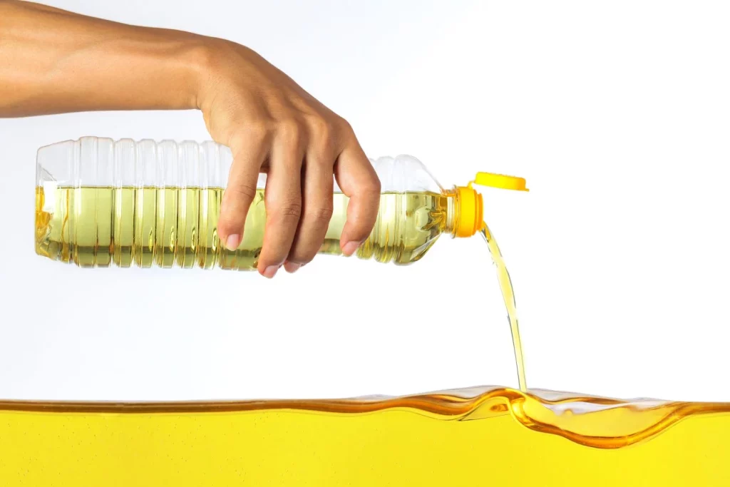 LOS ACEITES VEGETALES REFINADOS: EL ENEMIGO INVISIBLE EN TU COCINA