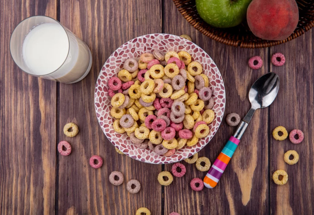 El famoso desayuno rápido que la OMS desaconseja y muchos tomamos todos los días 11 Moncloa AZÚCARES OCULTOS QUE TRANSFORMAN EL PRIMER ALIMENTO DEL DÍA