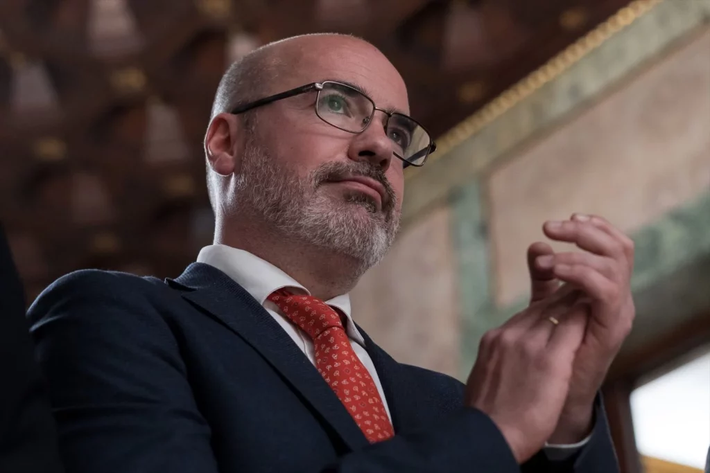 EuropaPress 6632673 delegado gobierno madrid francisco martin inaugura exposicion descanso 40 Moncloa