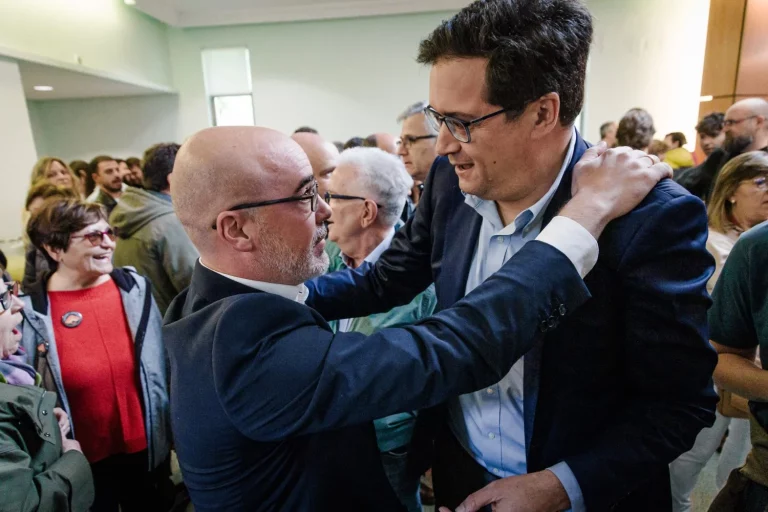 La estrategia de confrontación del PSOE-M pone en riesgo la candidatura de Óscar López