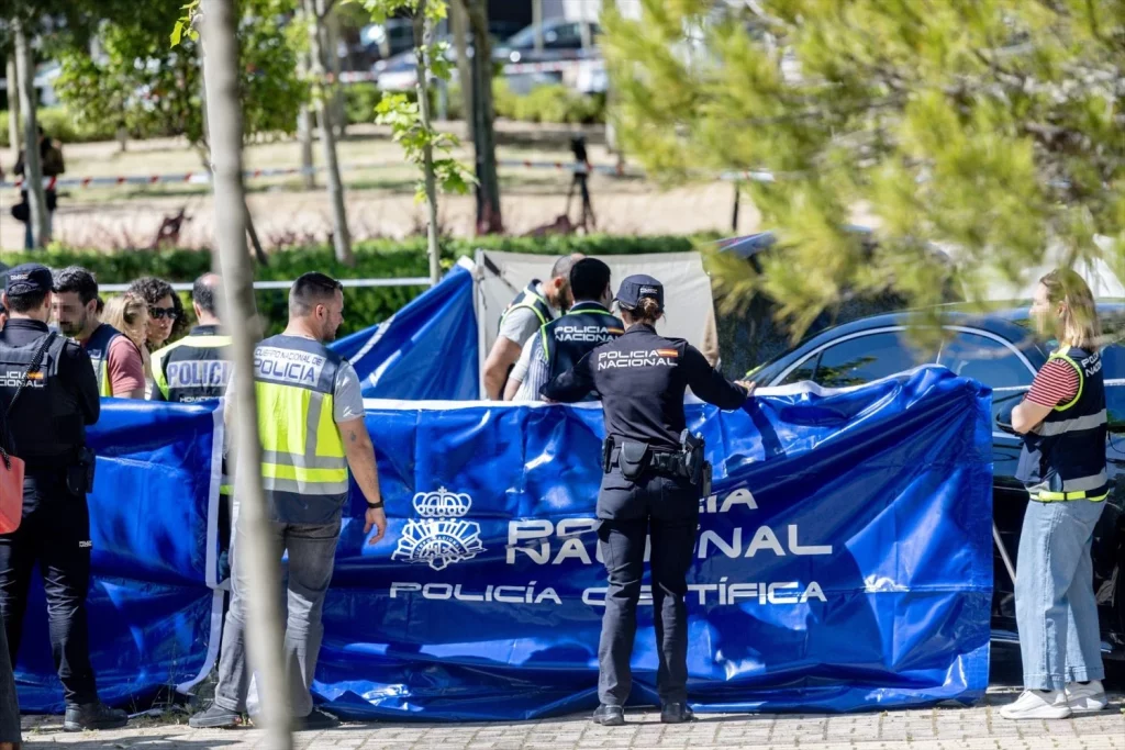 EuropaPress 6738549 agentes policia cientifica trabajan lugar ocurrido hechos 21 mayo 2025 Moncloa