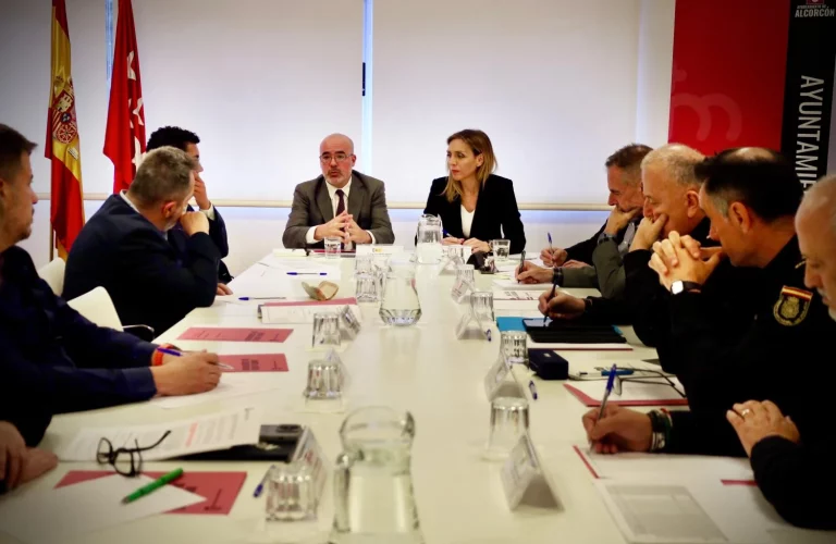 La Delegación del Gobierno acude al rescate de la alcaldesa de Alcorcón por la okupación