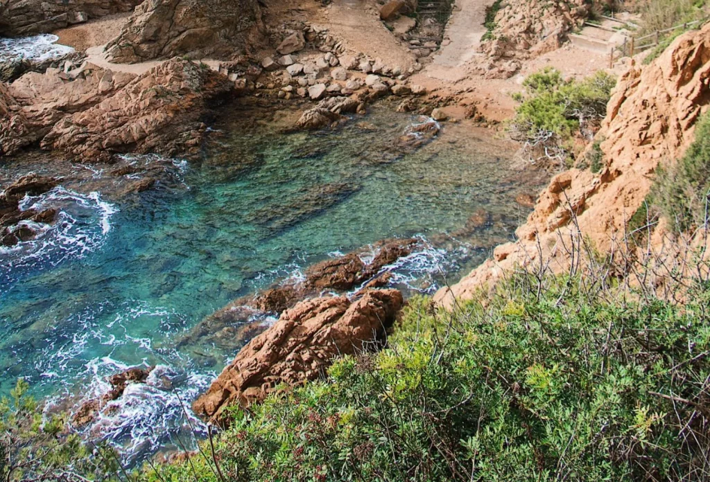 Málaga guarda un rincón virgen en la Cala del Cañuelo
