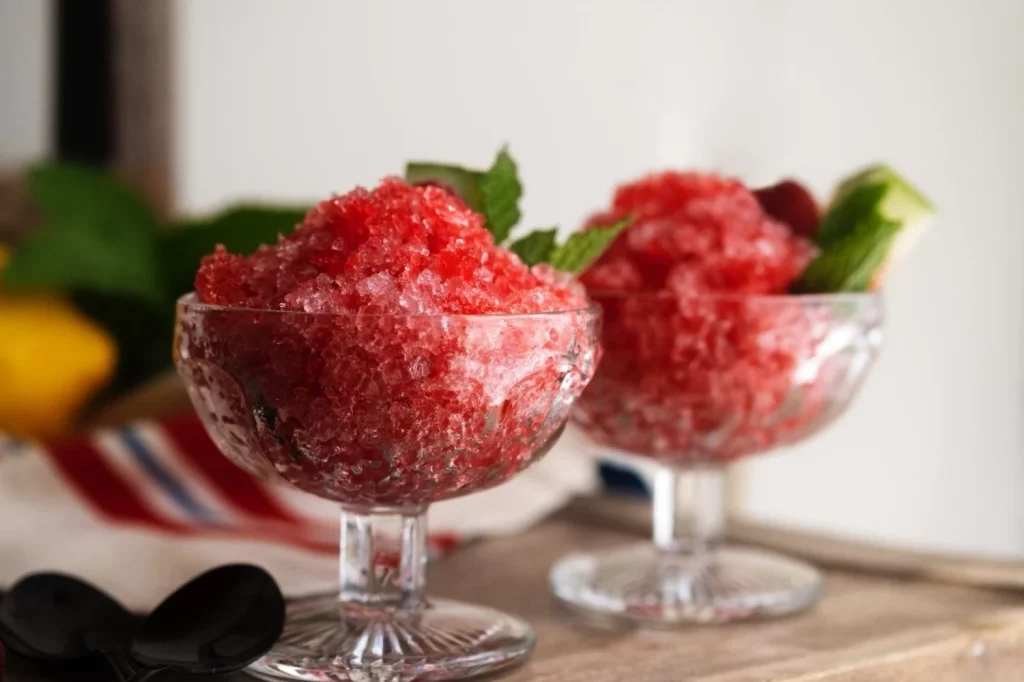 Ingredientes para un refrescante sorbete de granada