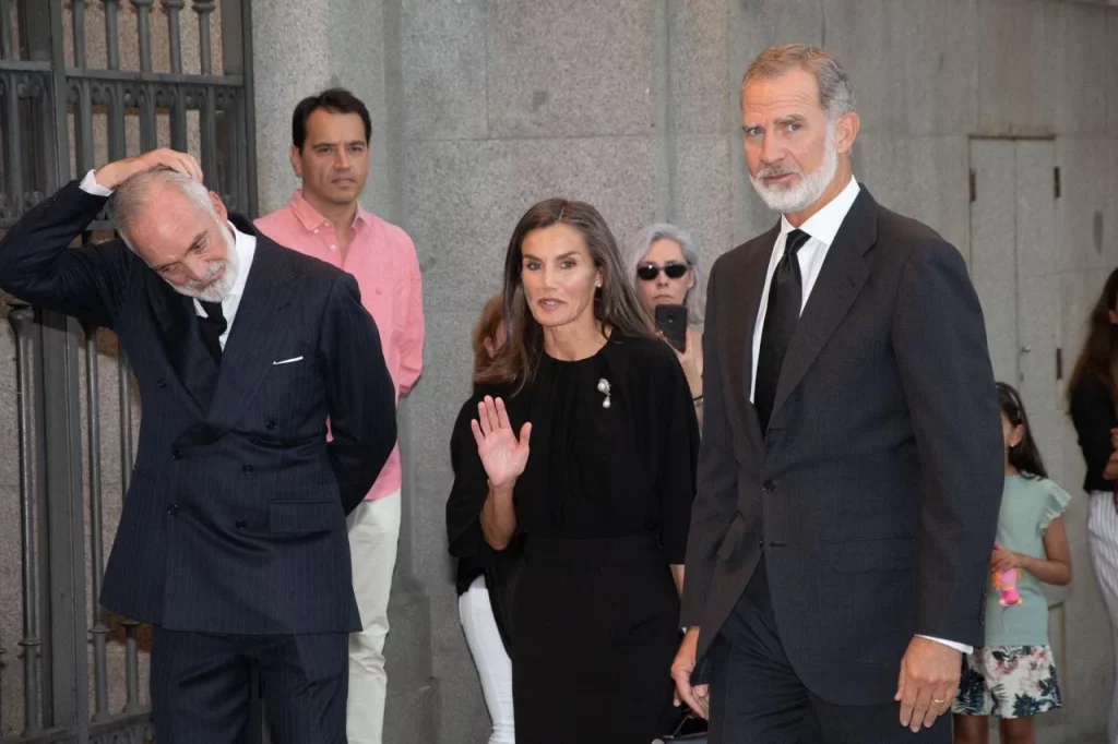 El momento más incómodo de la boda de Felipe VI y Letizia que aún da que hablar, 21 años después 17 Moncloa Una boda y muchos símbolos y gestos