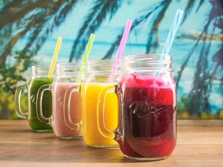 ¿Retención de líquidos? Este batido casero es tu mejor aliado natural, pruébalo y notarás la diferencia