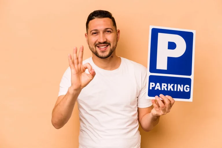El truco para aparcar en Madrid gratis, si eres valiente y conoces la zona