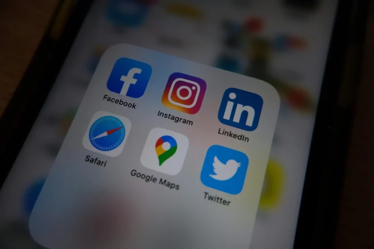 Cómo exprimir LinkedIn al máximo para que las ofertas de trabajo te encuentren a ti