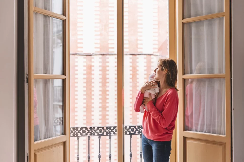 La OMS pide que revises esto en tu casa: Un peligro oculto que afecta a tus pulmones 16 Moncloa LAS MEDIDAS CONCRETAS QUE PROPONE LA OMS PARA PROTEGER TUS PULMONES
