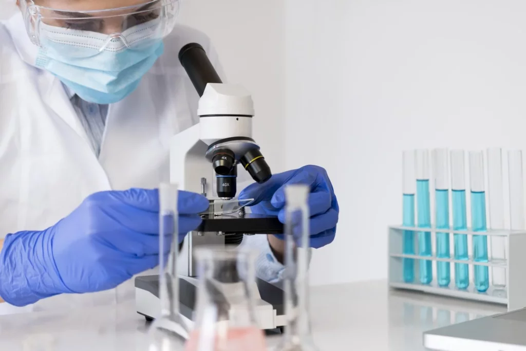 El mayor laboratorio subterráneo de Europa está bajo un pueblo de Huesca: así es y así funciona 42 Moncloa EL IMPACTO ECONÓMICO Y SOCIAL EN LA PROVINCIA DE HUESCA