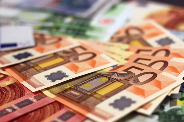 Descubre el movimiento bancario que está en el punto de mira de Hacienda y puede generarte una inspección automática