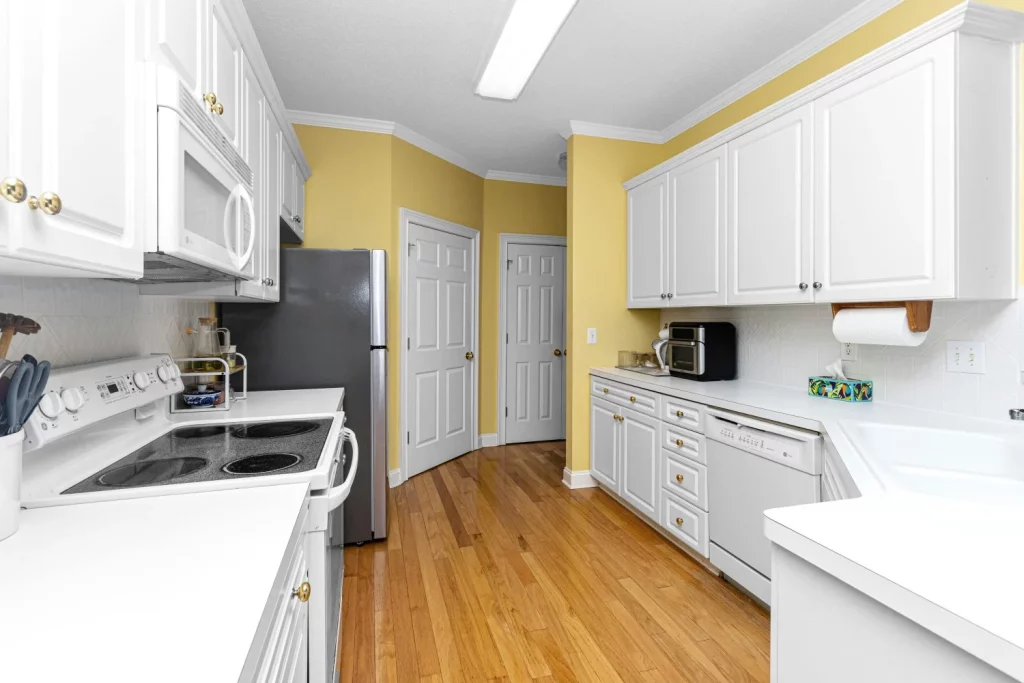 ¿Renovar tu casa gastando poco? Los básicos de IKEA que transforman cualquier rincón sin sustos en la cuenta 3 Moncloa IKEA transforma tu cocina por completo