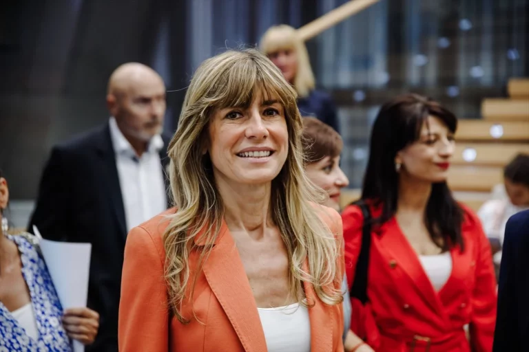 La Complutense le dice al juez que no tiene acceso a los correos de Begoña Gómez