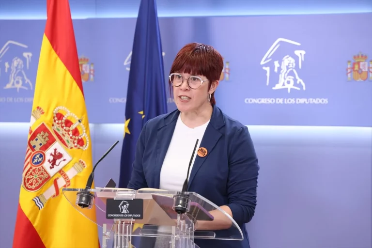 Compromís único foco de exigencia en la izquierda ante la corrupción del PSOE