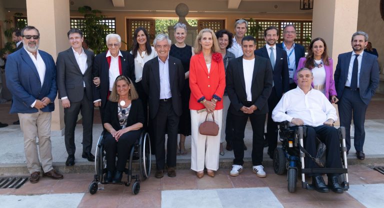 Konecta Foundation celebra 20 años de impacto social con su nueva identidad y una visión global