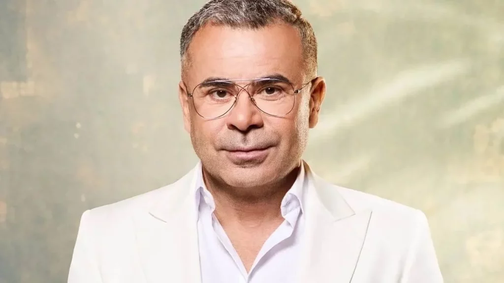 Jorge Javier Vázquez, al frente de una edición doblemente esperada