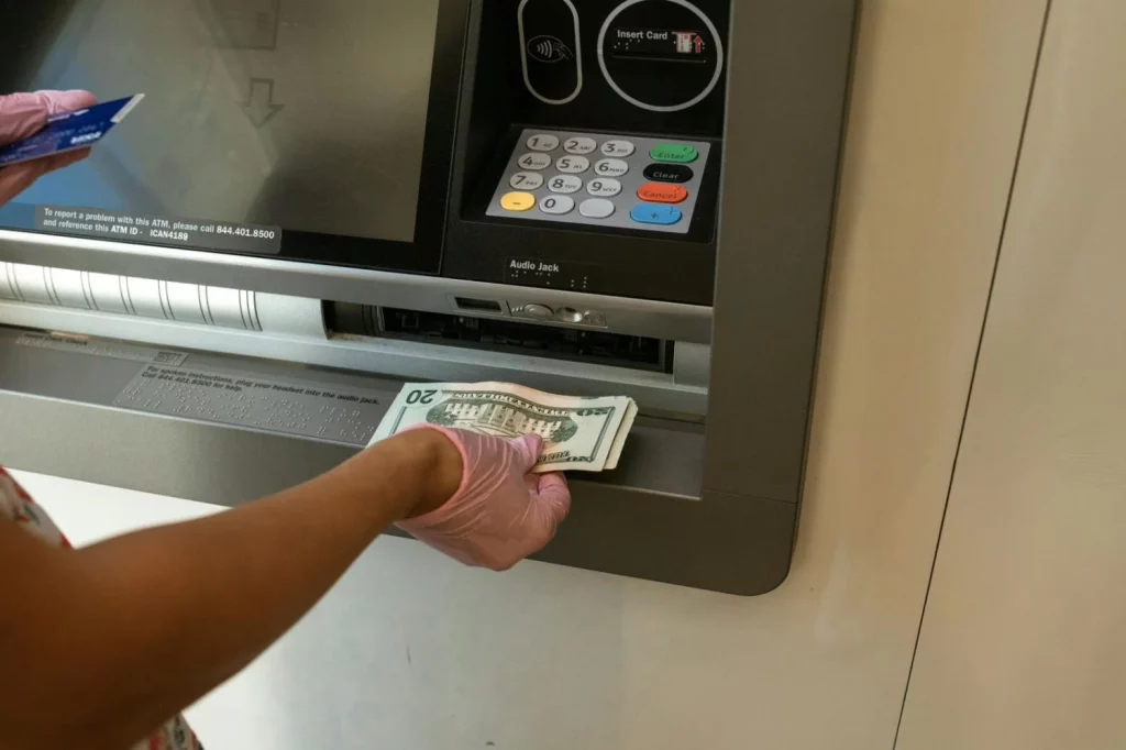 Los cajeros autom&aacute;ticos hacen parte de un cambio m&aacute;s amplio