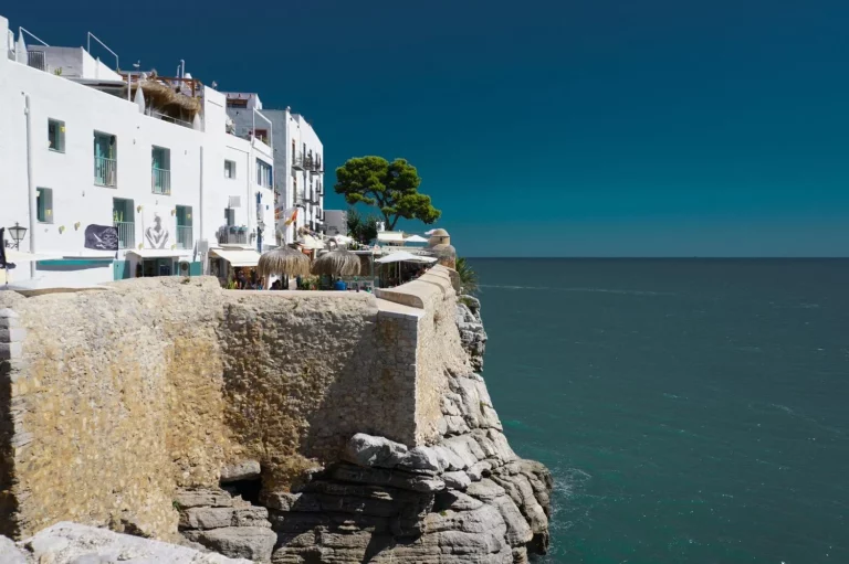 Una escapada con encanto, muy cerca de Valencia, que fusiona historia y mar