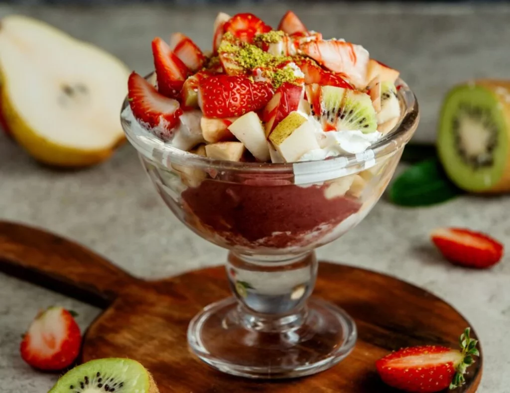 Ingredientes para una copa de frutas irresistible