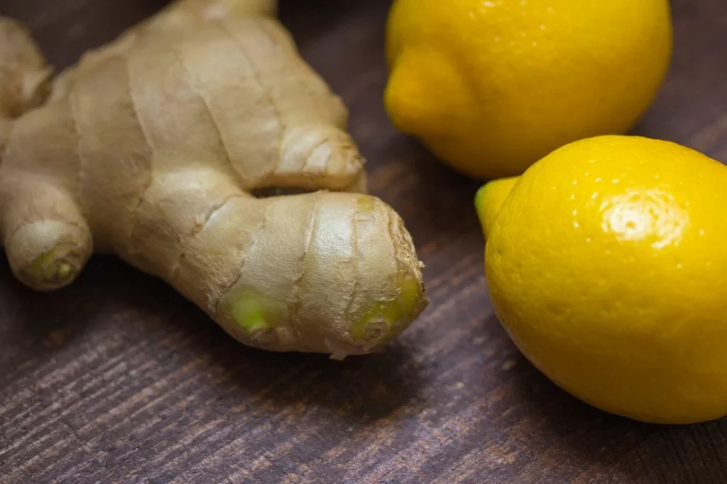 ¿Dolor articular? Esta infusión natural podría ayudarte más que un analgésico 33 Moncloa El poder antiinflamatorio del jengibre