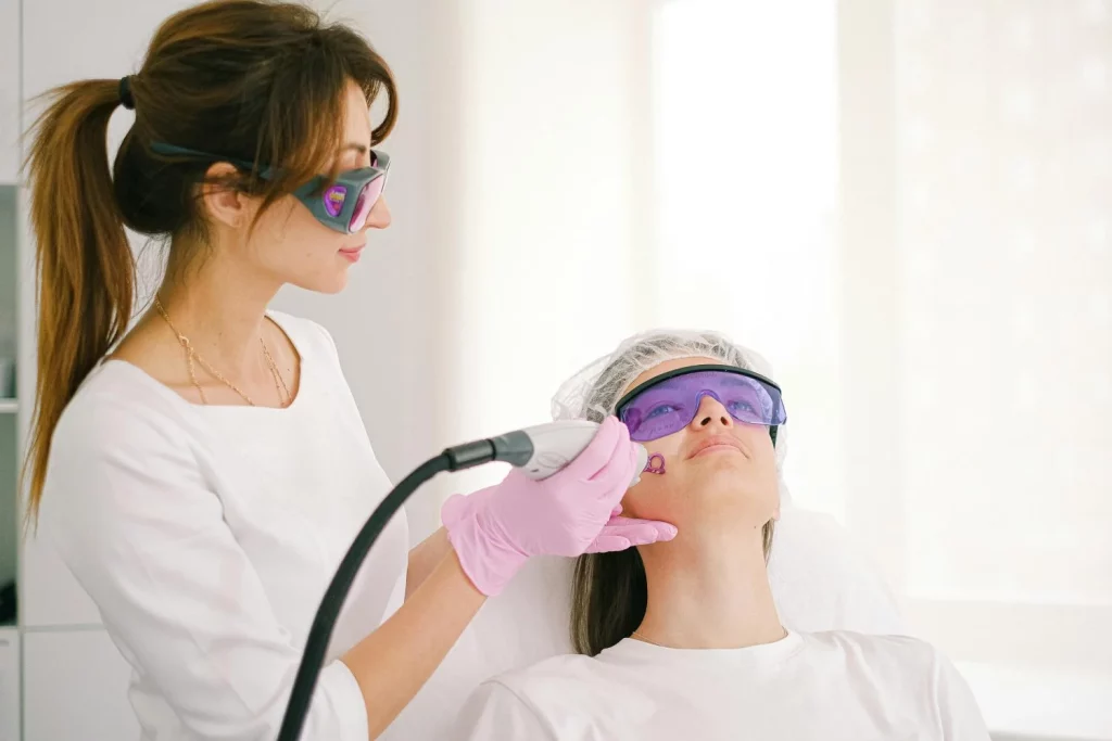 Si tu acné esconde esto, tu salud podría estar en riesgo y no es una simple cuestión estética 24 Moncloa El dermatólogo da el veredicto final