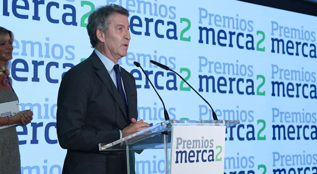 Feijóo y el PP boicotean el año judicial por la presencia del Fiscal General 3 Moncloa Feijóo en su intervención en los Premios Merca2 2025 (Fuente: Merca2)