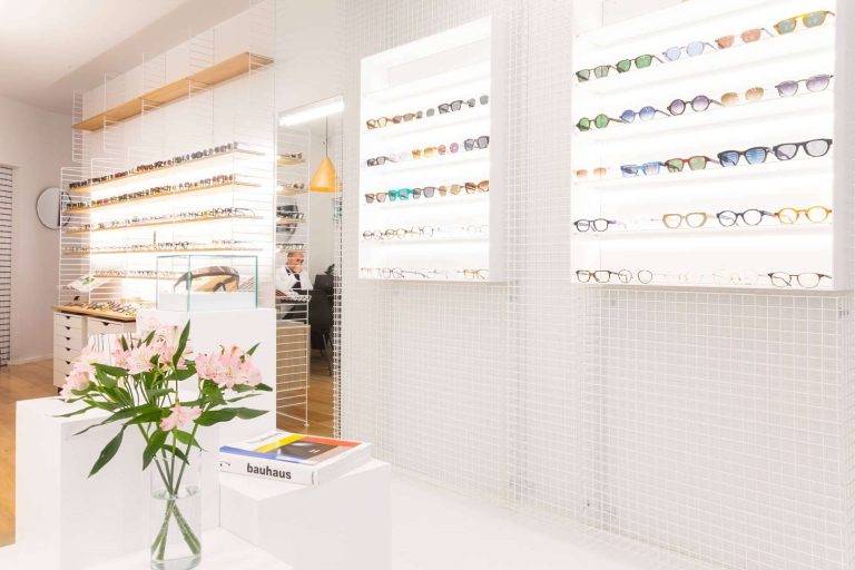 L’Atelier Ópticas celebra un año de diseño y cuidado visual en pleno corazón de Madrid