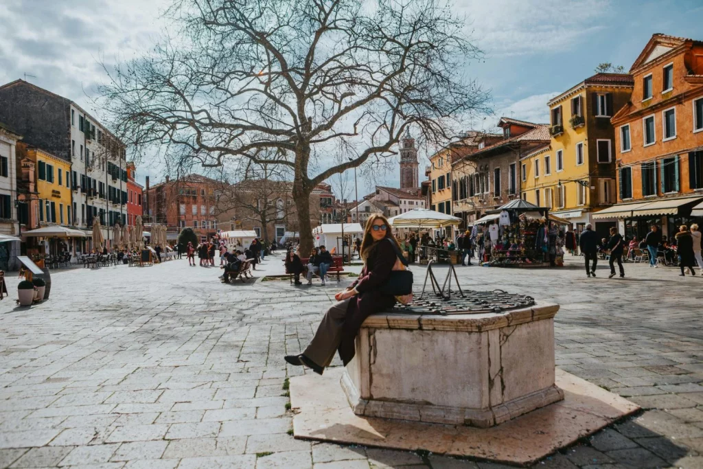 La lista negra de las estafas en vacaciones: prepárate para no caer y disfruta tu verano 1 Moncloa Cuidado con estas estafas en vacaciones