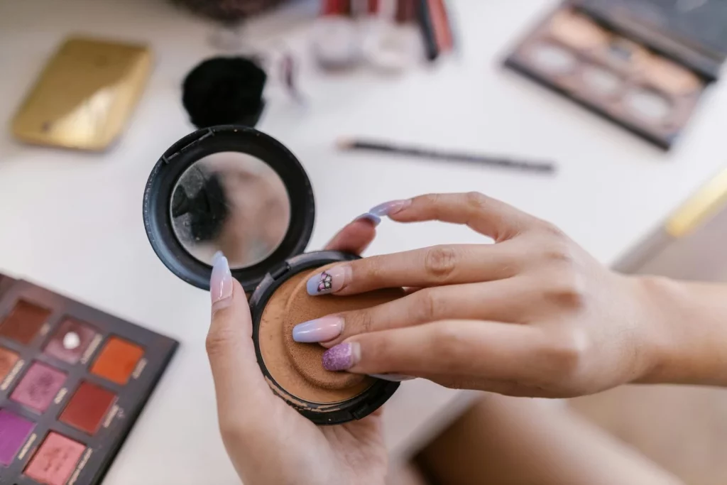 Mercadona lo ha vuelto a petar, este kit de maquillaje es la bomba para tu piel y tu bolsillo no lo nota 6 Moncloa Los polvos mate de Mercaona son exvelentes