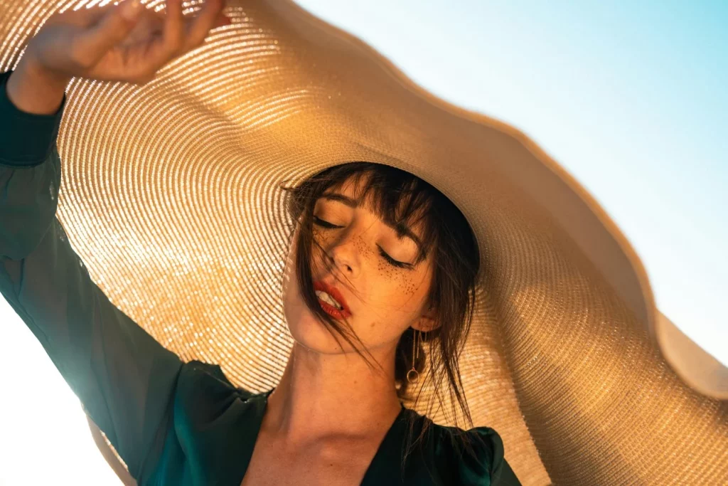 ¿Harta de protectores solares que dejan rastro? Una dermatóloga desvela sus 5 infalibles para una protección real y limpia 14 Moncloa Los protectores solares que sí funcionan