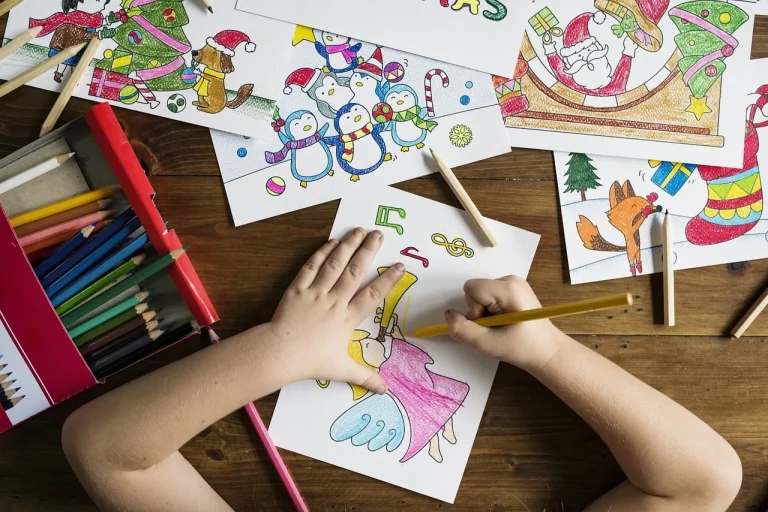 Talleres creativos: tipos y cómo utilizar los regalos personalizados para promocionarlos